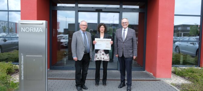 Manfred Roth Stiftung spendet 5.000 Euro Manfred Roth Stiftung spendet 5.000 Euro
